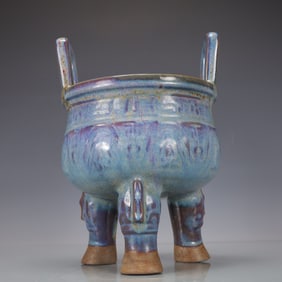 A Exquisite Jun yao Beast-Face Pattern Double-Ears Tripod Censer
