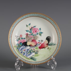 An Exquisite Famille-Rose Ruby Red-Glazed Flower and Bird Pattern Plate