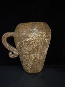 An Exquisite White Jade Jar