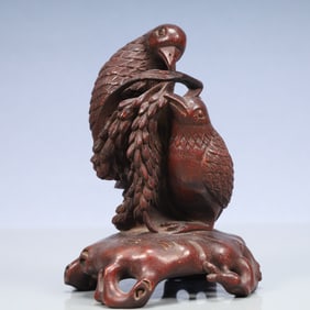 An Exquisite Eaglewood Bird Ornament