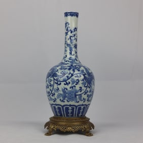 An Exquisite Blue and White Inlaid Bronze Dragon and Phoenix Pattern Vase