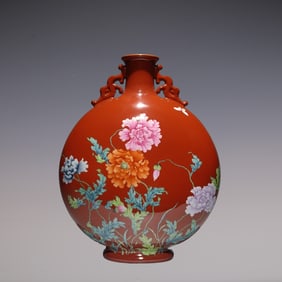 An Exquisite Enamel Coral Red Glazed Flower and Butterfly Pattern Double-Ears Vase