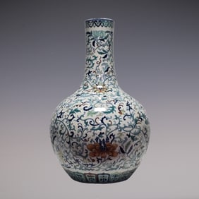 An Exquisite Doucai Lotus Pattern Vase