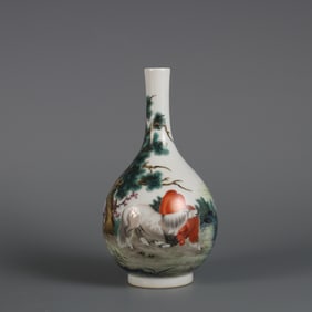 An Exquisite Enamel Horse Pattern with poem Vase