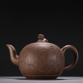 An Exquisite Purple Sands Flower Pattern Phoenix Pattern Teapot