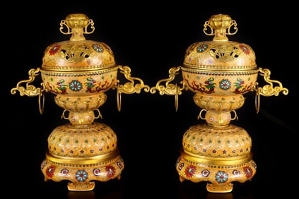 A pair of Exquisite Gilt Bronze Dragon Pattern Censer