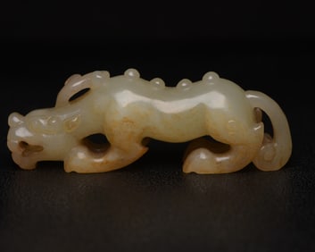 A Exquisite Hotan Jadea Auspicious Beast-Shaped Ornament