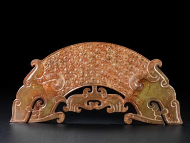 Hetian Jade Dragon-shaped Ornament