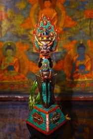 A Exquisite Thogchag Inlaid Gems Dzi bead Ornament