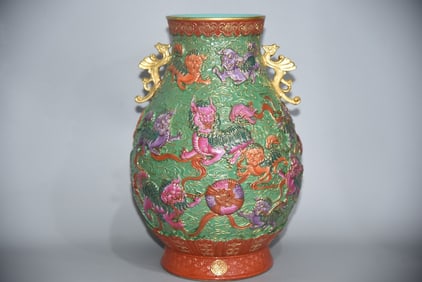 A Exquisite Famille-Rose Gilt Seawater Lion Pattern Double-Ears Vase