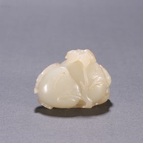 Hetian Jade Peach Ornament