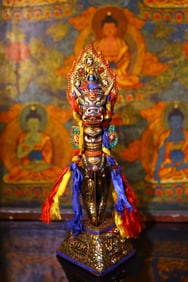 A Exquisite Thogchag Inlaid Gems Dzi bead Ornament