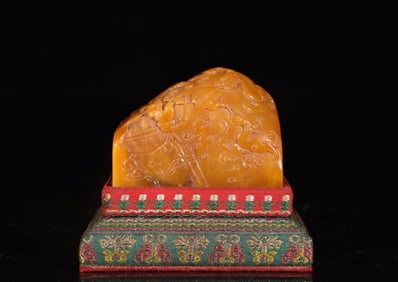 A Exquisite Shoushan Tianhuang Stone Eight Treasures Pattern Seal