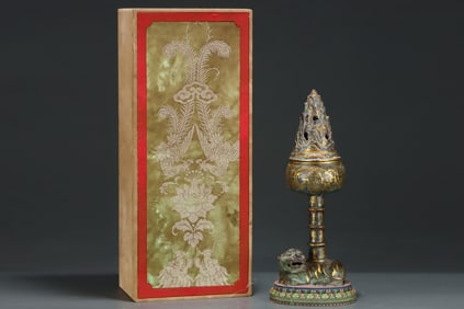 A Rare Gold and Silver-Inlaid Bronze Bronze Tiger-Shaped Censer, With Inscription