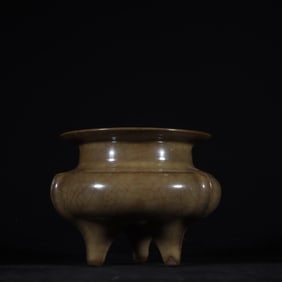 A Exquisite Guan yao Yellow Glazed Ice Crackle Pattern Censer