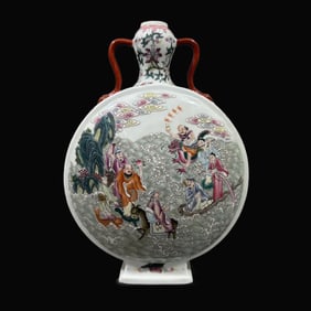 A Exquisite Famille-Rose Figure Story Pattern Vase