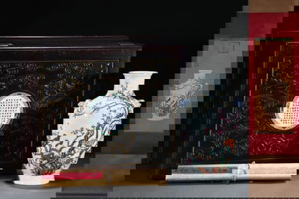 A Exquisite Famille-Rose Painted Gold Poem and Flower-Bird Pattern Double-Eared Vase, with