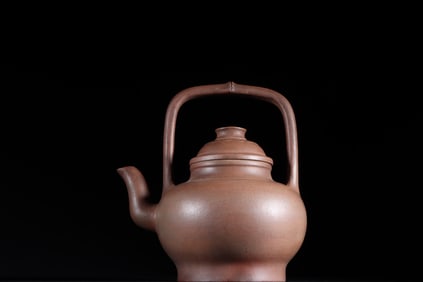 A Exquisite Purple Sands Lift Beam Ewer