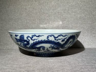 A Exquisite Blue and White Dragon Pattern Bowl