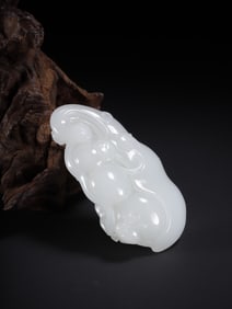 Hetian Jade Flower and Fruit Ornament