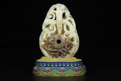 A Exquisite Hotan Jade Tiger Pattern Ornament