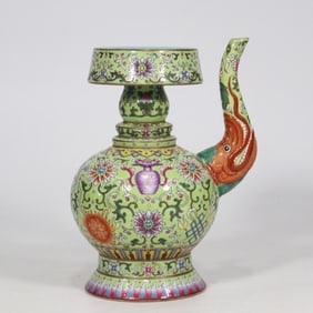 A Exquisite Green Ground Famille-Rose Lotus Flower Pattern Ewer