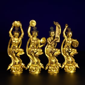 A Set of Rare Gilt Bronze Figures Ornament