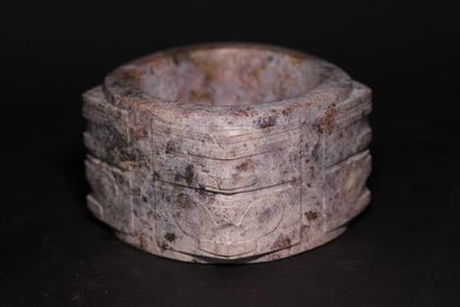 An Archaic Gaogu Jade Cong