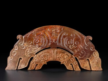 Hetian Jade Dragon-shaped Ornament