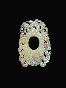 A Rare Gaogu Jade Dragon-shaped Jade Pendant