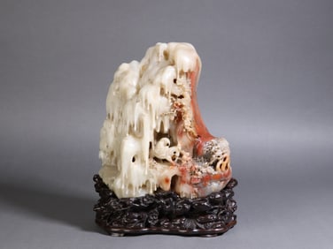 A Exquisite Shoushan Stone Mountain Ornament