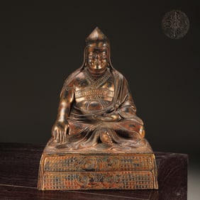 A Exquisite Gilt Bronze Figures Pattern Statue