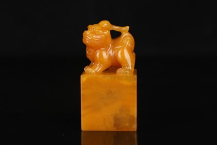 A Exquisite Shoushan Tianhuang Stone Auspicious Beast Seal