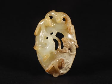 A Exquisite Hetian Jade Auspicious Beast Jade Pendant