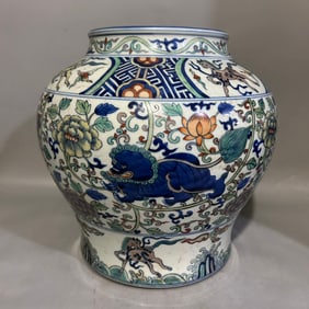 A Rare Wucai Flower and Lion Pattern Jar