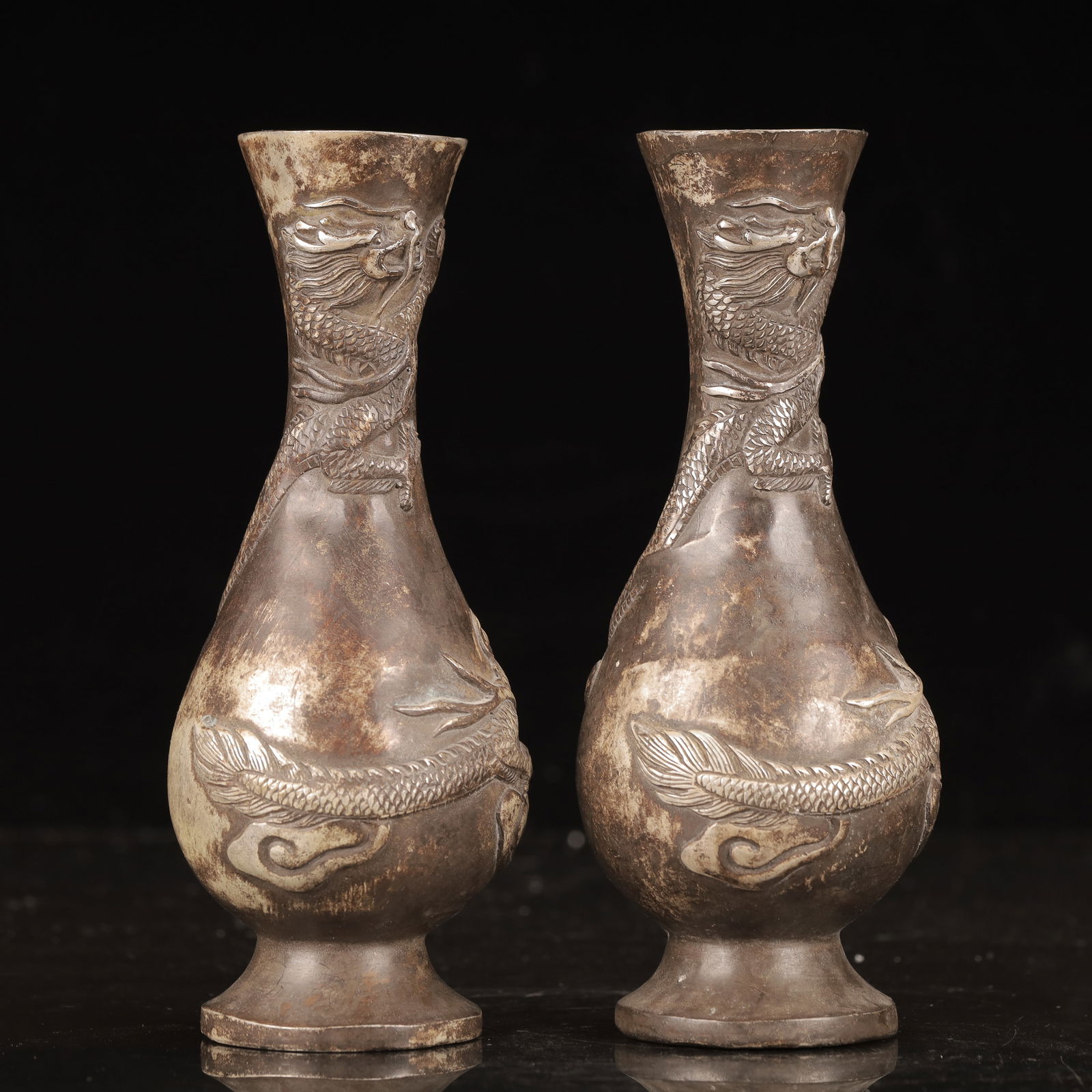 A Pair of Exquisite Silver Dragon Pattern Vases (1 of 8)
