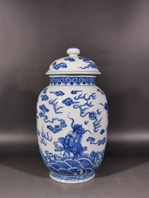 A Rare Blue and White Seawater,Auspicious Cloud and Dragon Pattern Tea Caddy