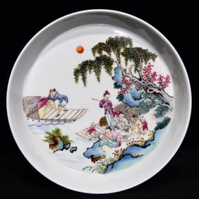 An Exquisite Famille-Rose Character and Story Pattern Brush Washer