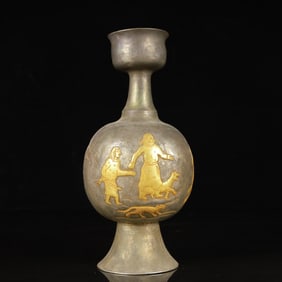 An Exquisite Gilt Silver Figure Pattern Vase