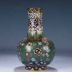 An Exquisite Cloisonne Flower Pattern Vase