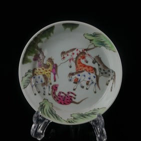 An Exquisite Famille-Rose Horse Pattern Plate