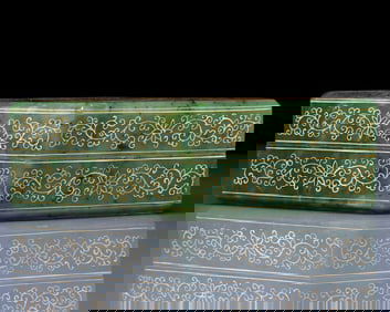 An Exquisite Jasper Painted Gold Landscape Pattern Box