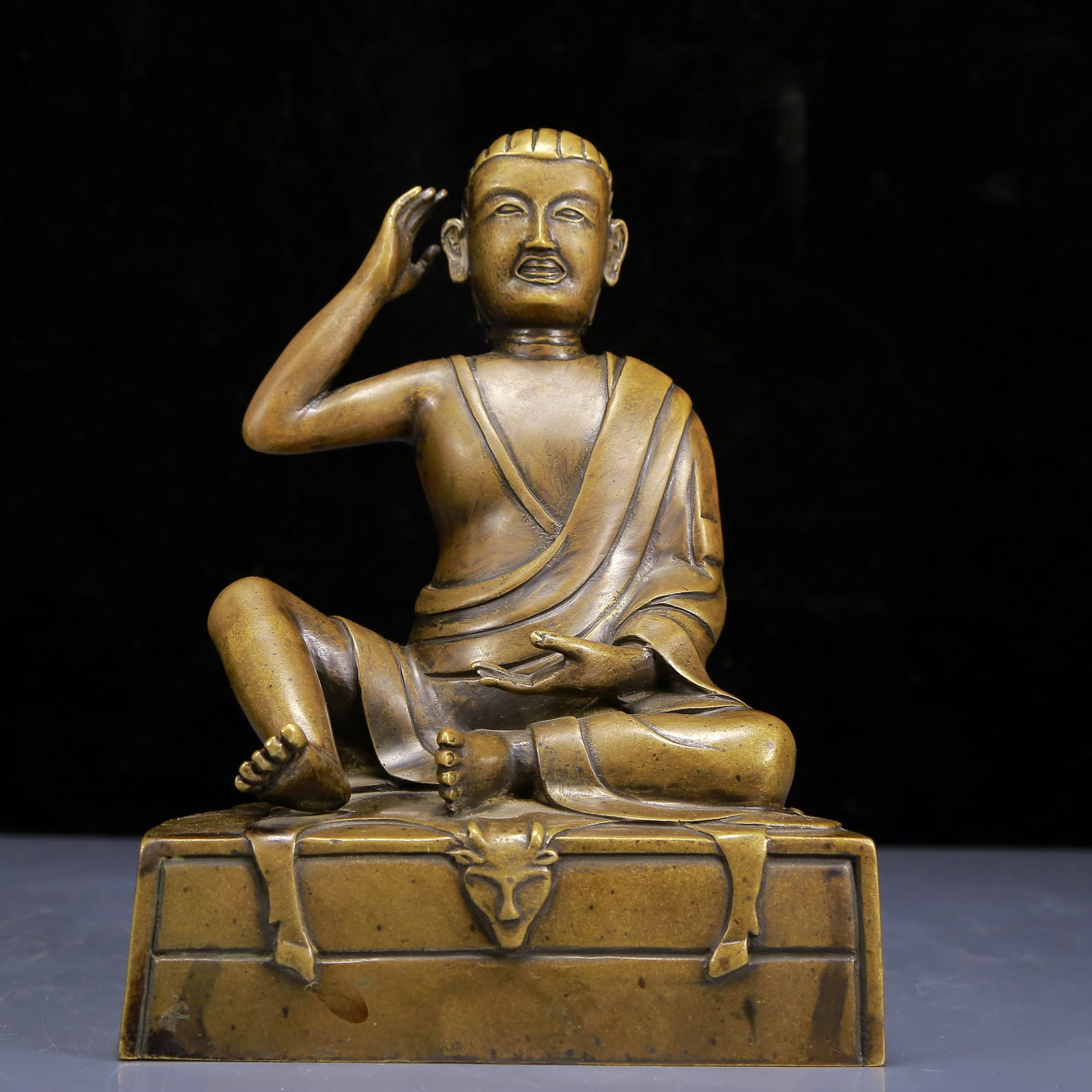 A Solemn Bronze Statue of Guru: A Solemn Bronze Statue of Guru,Qing Dynasty, China,Size:16cmx11cmx22cm,Weight:1450g 铜上师像，清代