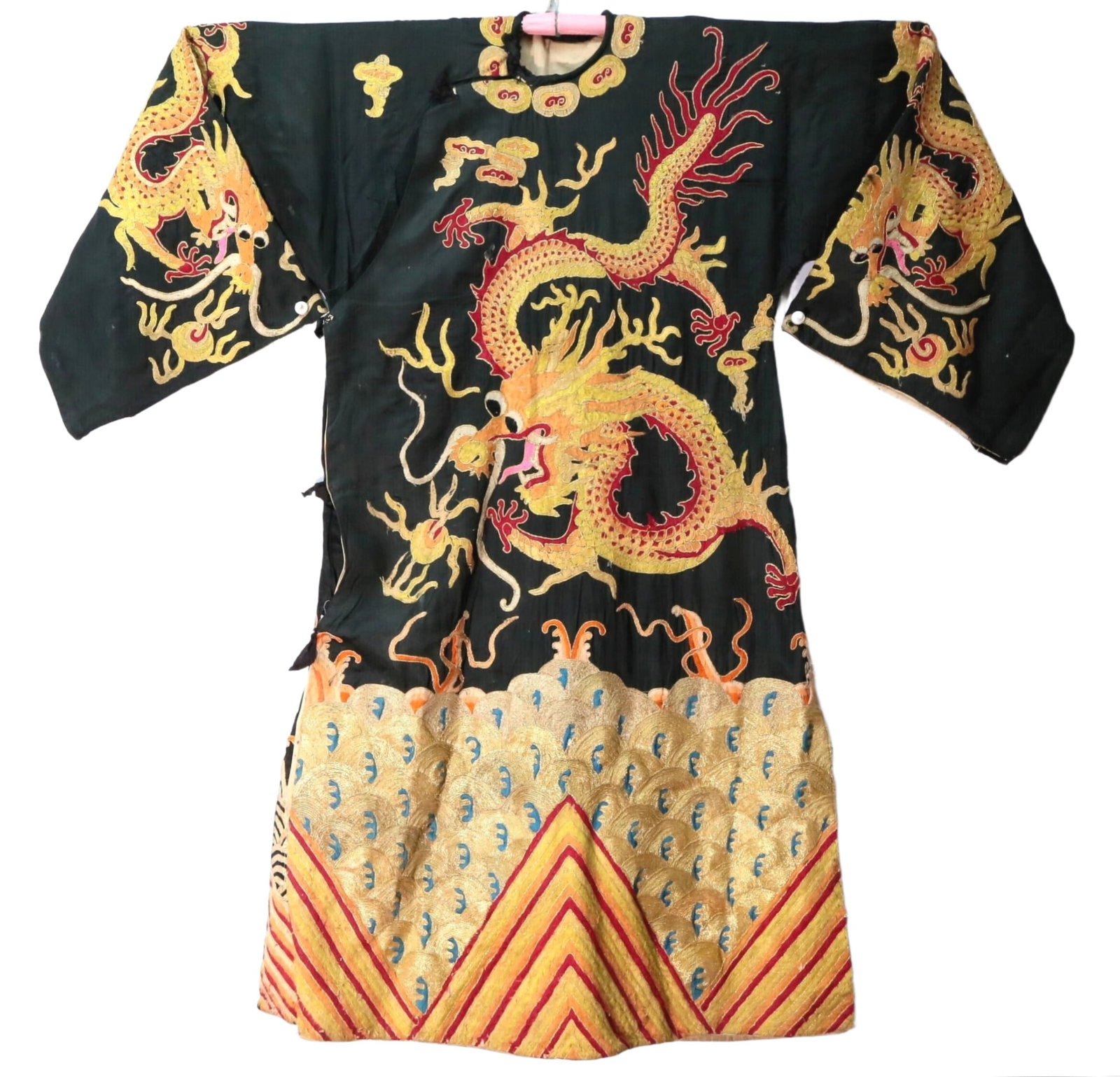 A Fabulous Embroidered Gilded 'Ocean& Dragon' Dragon Robe: A Fabulous Embroidered Gilded 'Ocean& Dragon' Dragon Robe. Chinese Qing Dynasty. Size:200cmx146cmx89cm 清代 绣金线海水龙纹龙袍