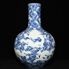 A Huge Blue and White Seawater and Dragon Pattern Vase