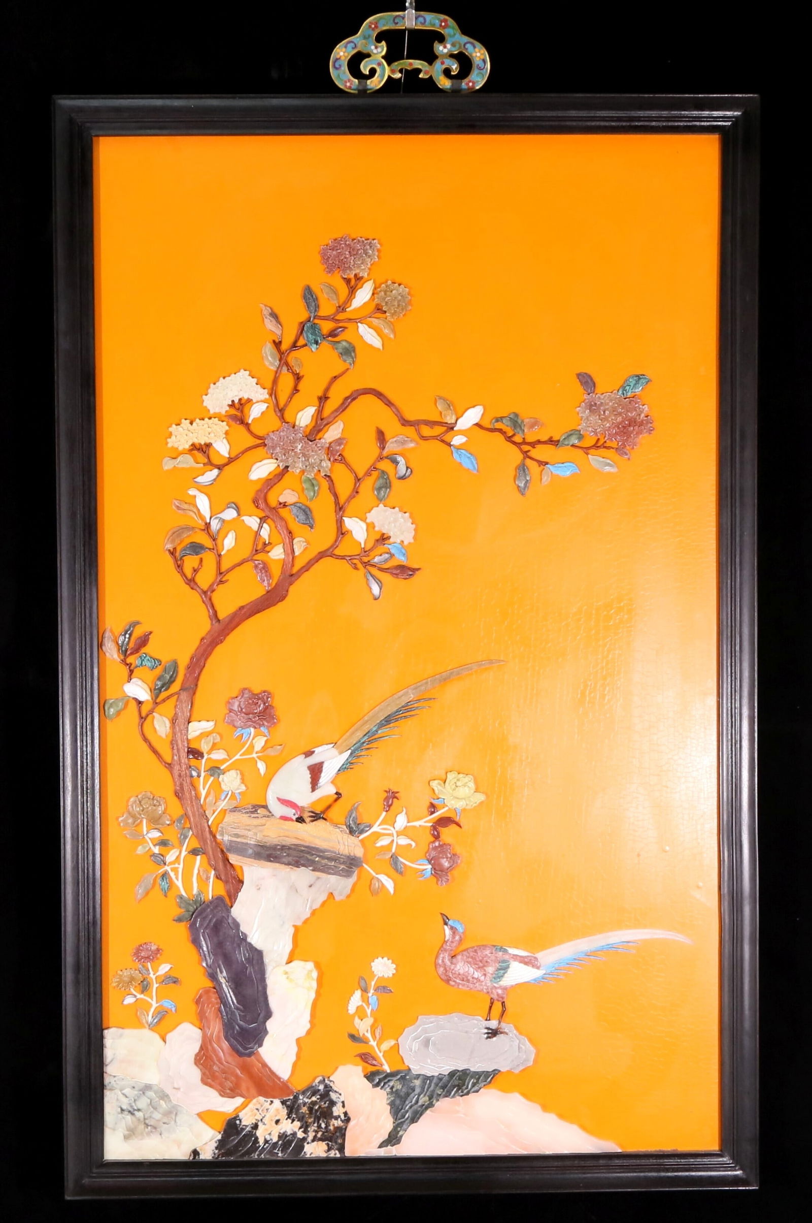 An exquisite zitanwood lacquered hanging screen with flower and bird patterns inlaid with gemstones (1 of 5)