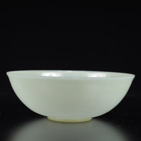 An Exquisite White Jade Bowl