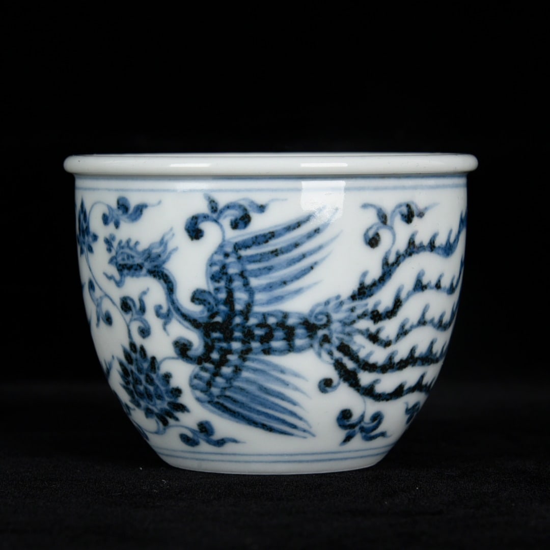 An Exquisite Blue and White Lotus and Phoenix Pattern Cup (1 of 9)