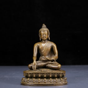 A Solemn Bronze Statue of Sakyamuni