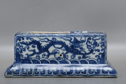 A Exquisite Blue and White Dragon Pattern Inkstone